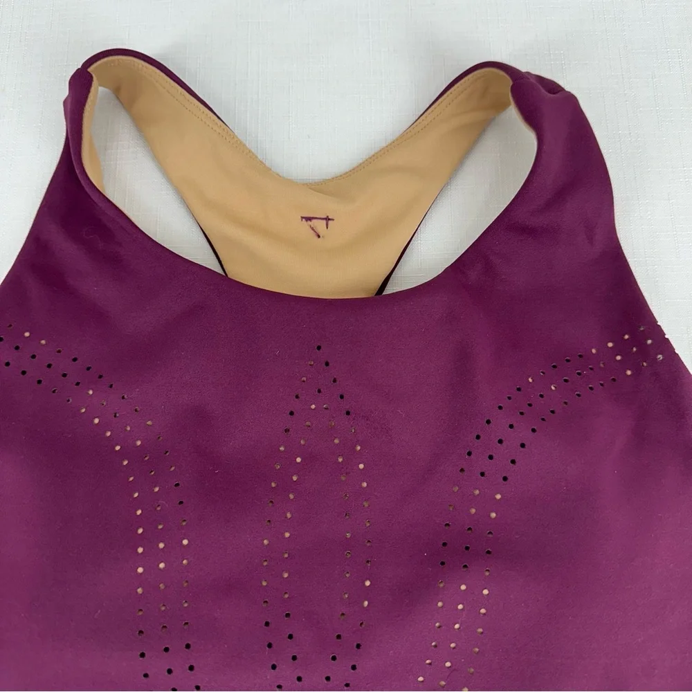 Buffbunny Women’s size Medium Maroon Spirts Bra